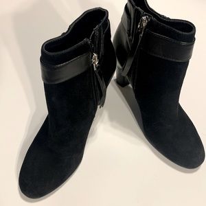 Sam Edelman ankle booties/ boots black! 3 1/2” heel.